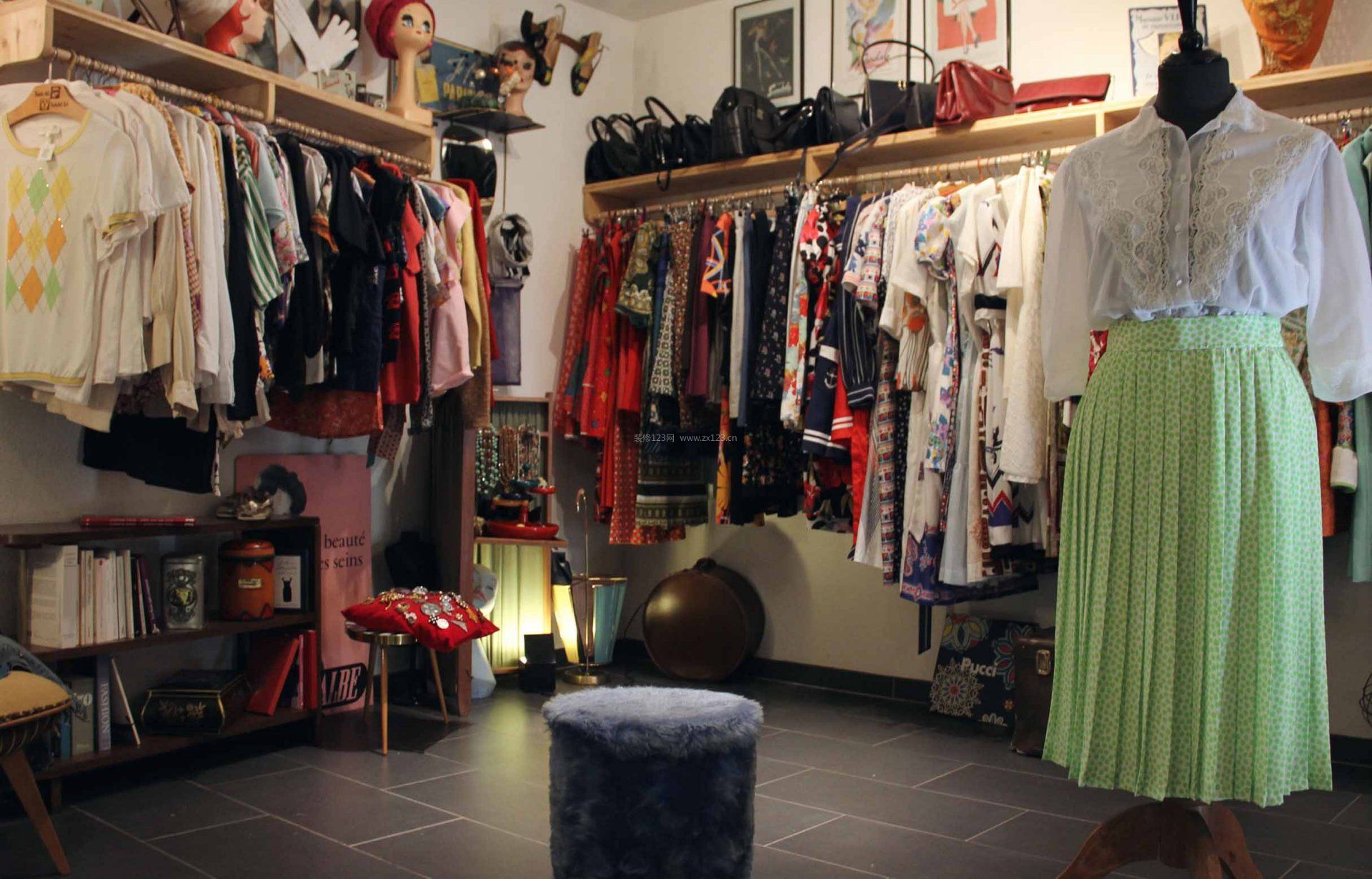 小服装店门面室内挂衣架装修效果图片大全与搭配指南